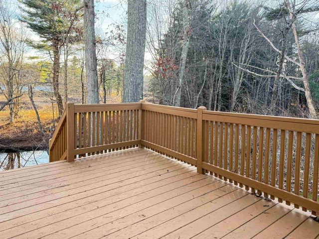 807 Nottingham Drive, Exeter, NH 03833