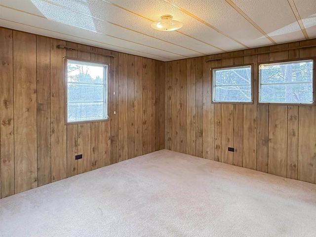 807 Nottingham Drive, Exeter, NH 03833