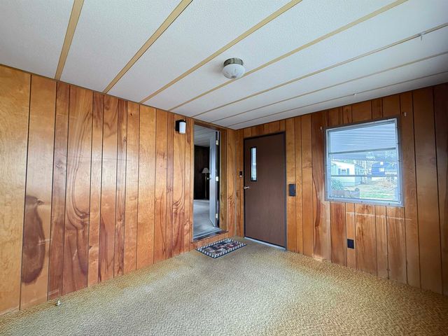 807 Nottingham Drive, Exeter, NH 03833