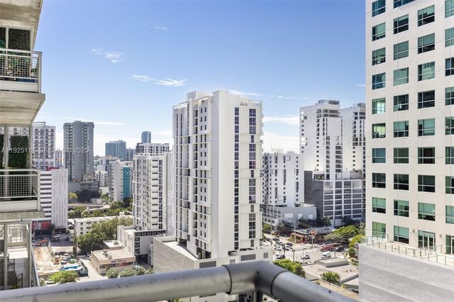 690 SW 1st Ct 1830, Miami, FL 33130