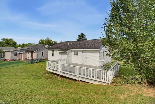 3 Dan Hughes Court, Greensboro, NC 27405