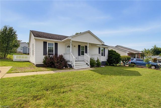 3 Dan Hughes Court, Greensboro, NC 27405