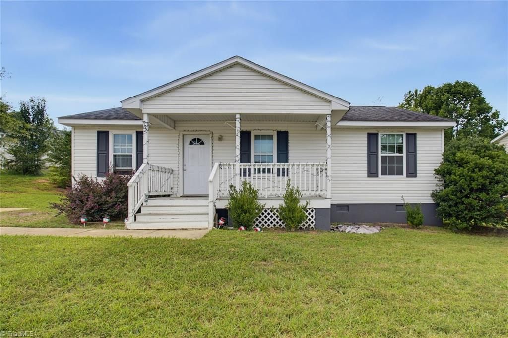 3 Dan Hughes Court, Greensboro, NC 27405