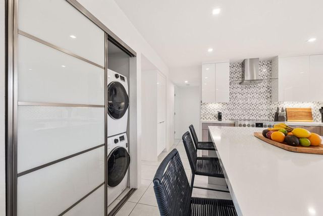 2696 S Sierra Madre F14, Palm Springs, CA 92264