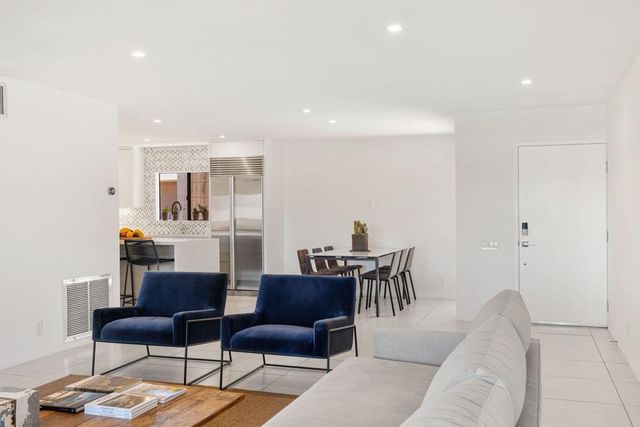 2696 S Sierra Madre F14, Palm Springs, CA 92264