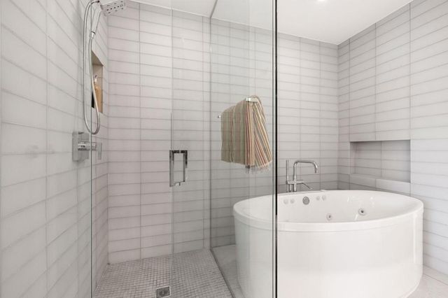 2696 S Sierra Madre F14, Palm Springs, CA 92264