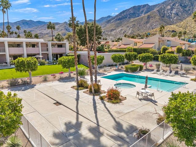2696 S Sierra Madre F14, Palm Springs, CA 92264
