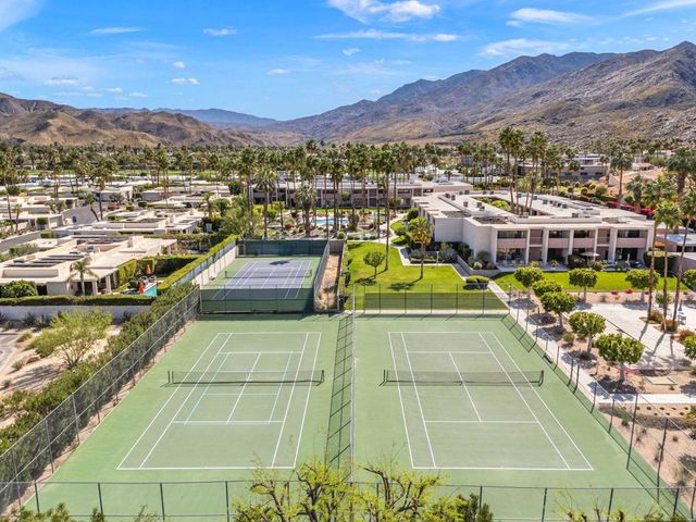 2696 S Sierra Madre F14, Palm Springs, CA 92264