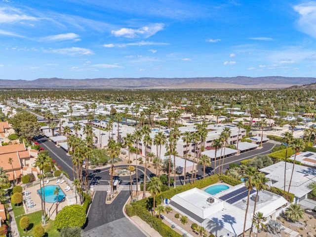 2696 S Sierra Madre F14, Palm Springs, CA 92264