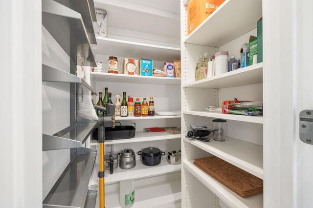 2696 S Sierra Madre F14, Palm Springs, CA 92264