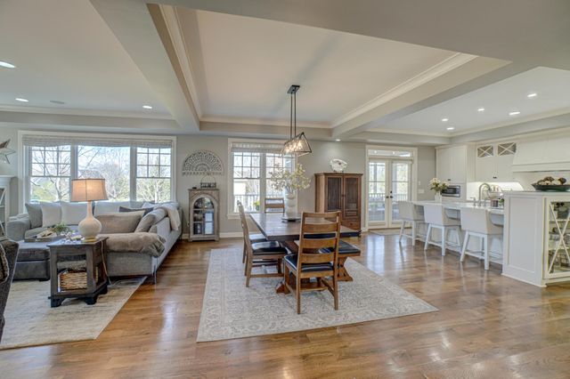 15791 Diamond Way, Apple Valley, MN 55124