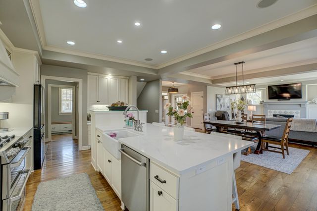 15791 Diamond Way, Apple Valley, MN 55124