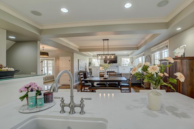 15791 Diamond Way, Apple Valley, MN 55124