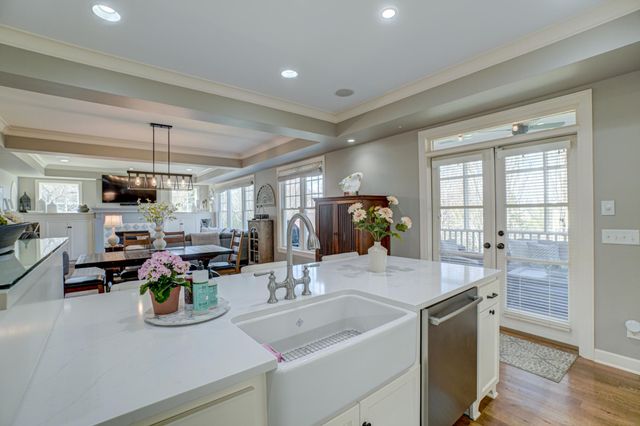 15791 Diamond Way, Apple Valley, MN 55124