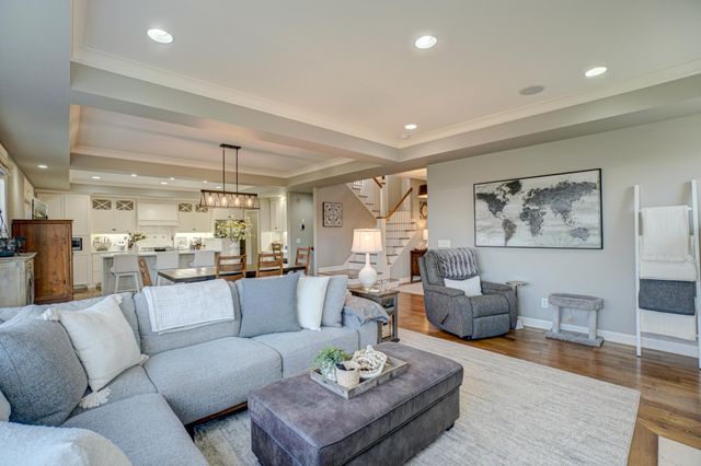 15791 Diamond Way, Apple Valley, MN 55124