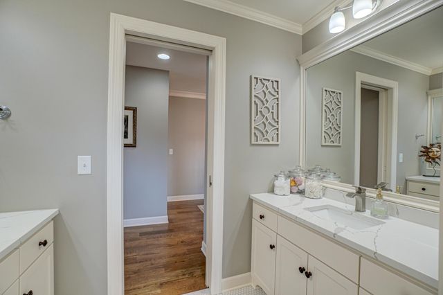 15791 Diamond Way, Apple Valley, MN 55124