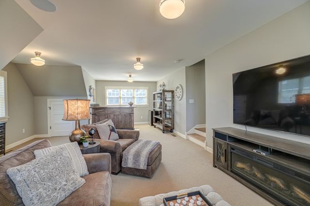 15791 Diamond Way, Apple Valley, MN 55124