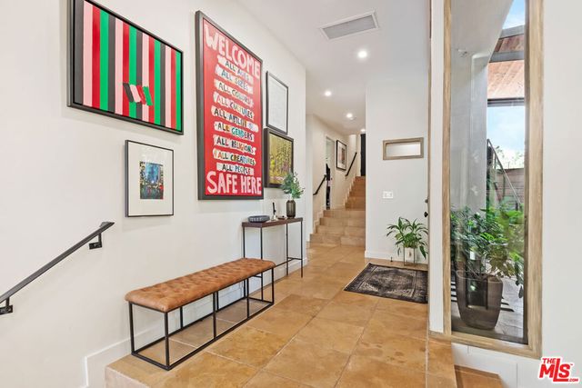 16820 Oak View Drive, Encino, CA 91436
