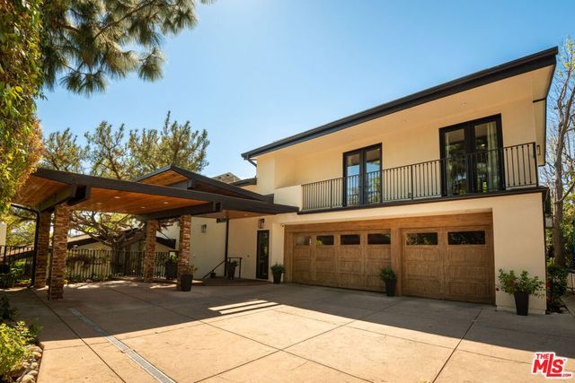 16820 Oak View Drive, Encino, CA 91436