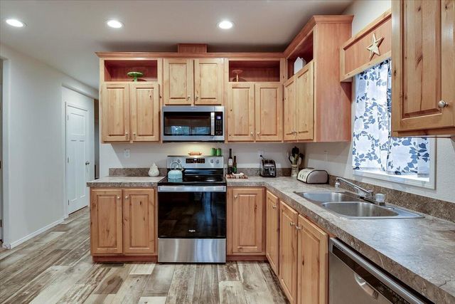 14552 SE Wintoon Road, Prineville, OR 97754