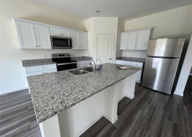 1064 Water Oak Ln, Brookshire, TX 77423