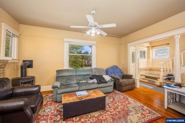 660 NW Van Buren Av, Corvallis, OR 97330