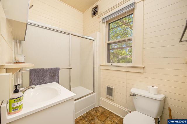 660 NW Van Buren Av, Corvallis, OR 97330