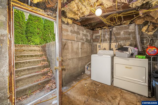 660 NW Van Buren Av, Corvallis, OR 97330