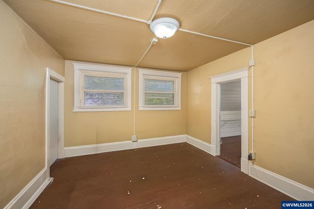660 NW Van Buren Av, Corvallis, OR 97330