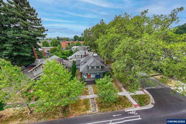 660 NW Van Buren Av, Corvallis, OR 97330