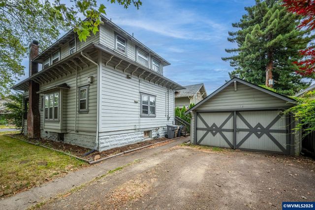 660 NW Van Buren Av, Corvallis, OR 97330