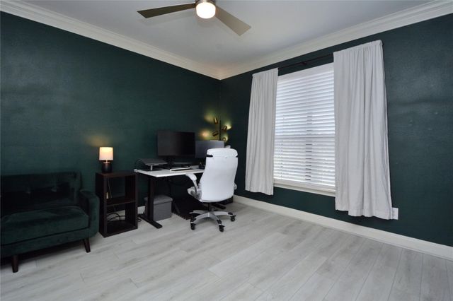 7701 RIALTO BLVD 124, Austin, TX 78735