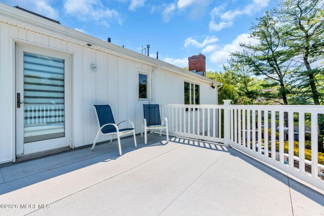 5 Brook Drive, Ocean Twp, NJ 07712