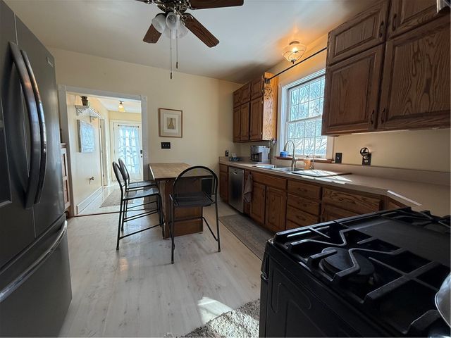 3037 E Main St, West Middlesex Boro, PA 16159