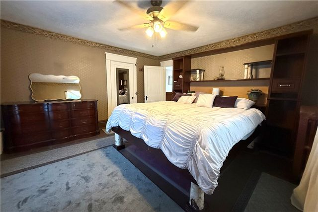 3037 E Main St, West Middlesex Boro, PA 16159