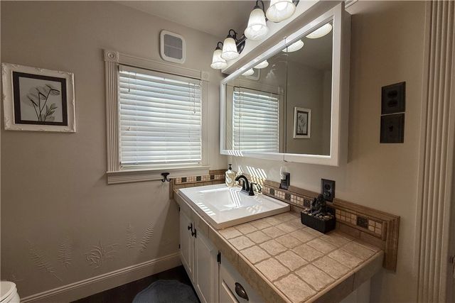 3037 E Main St, West Middlesex Boro, PA 16159