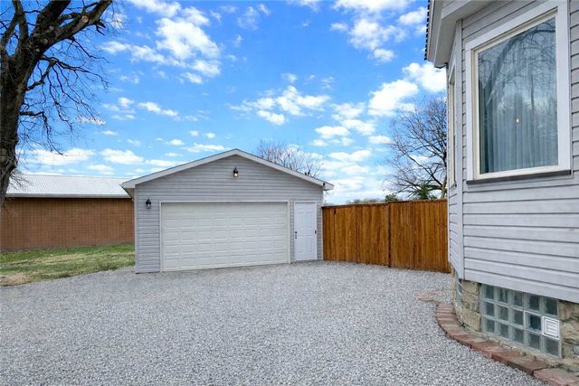 3037 E Main St, West Middlesex Boro, PA 16159