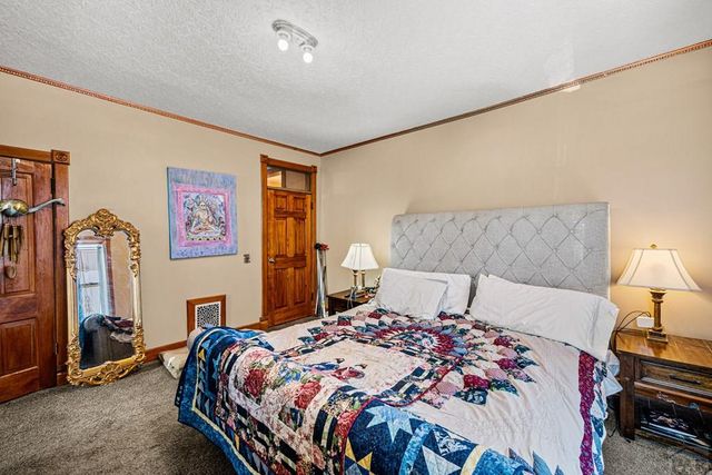 417 W 11th St, Pueblo, CO 81003