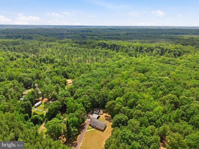 14326 CHASTINE DR, King George, VA 22485