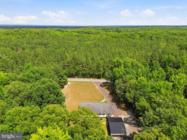 14326 CHASTINE DR, King George, VA 22485