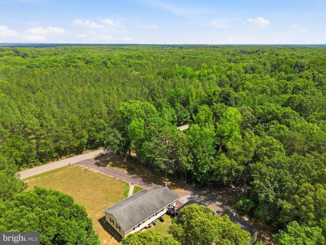 14326 CHASTINE DR, King George, VA 22485