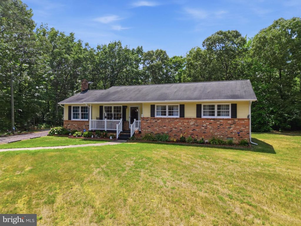 14326 CHASTINE DR, King George, VA 22485