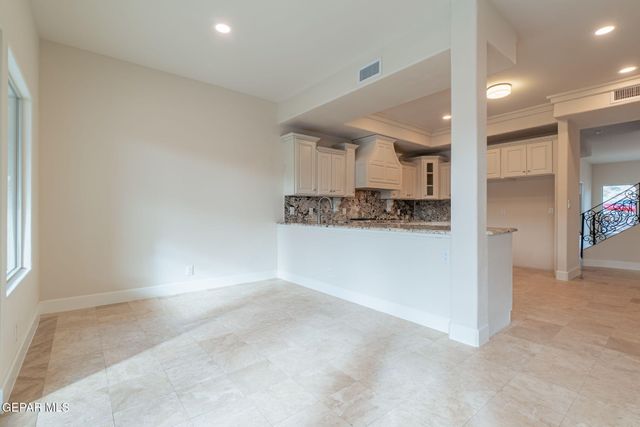 409 MESILLA VISTA Lane, El Paso, TX 79912