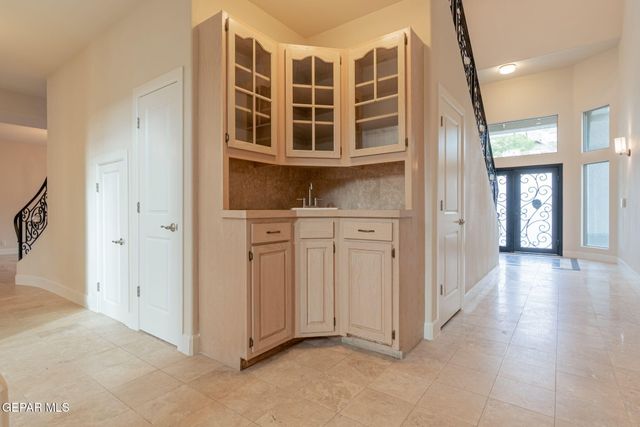 409 MESILLA VISTA Lane, El Paso, TX 79912