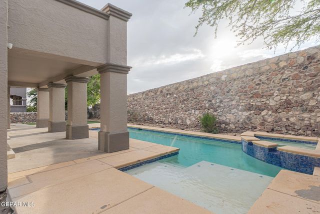 409 MESILLA VISTA Lane, El Paso, TX 79912