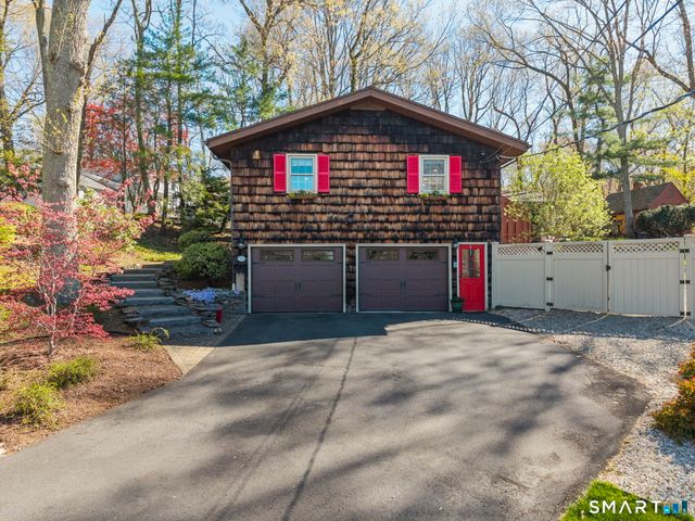 44 Knollwood Drive, Glastonbury, CT 06033