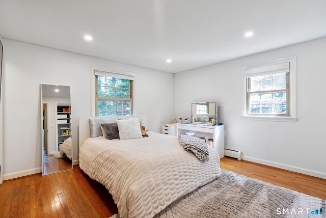 44 Knollwood Drive, Glastonbury, CT 06033