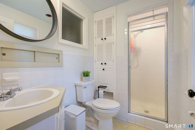 44 Knollwood Drive, Glastonbury, CT 06033