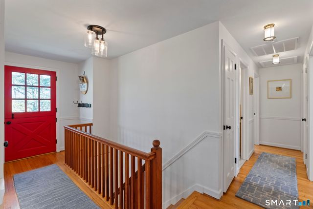 44 Knollwood Drive, Glastonbury, CT 06033