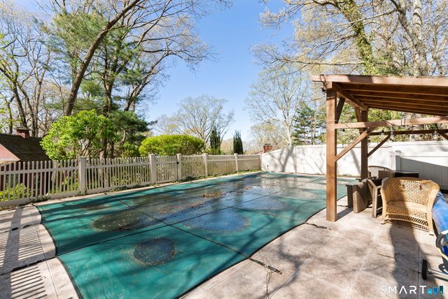 44 Knollwood Drive, Glastonbury, CT 06033